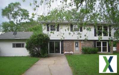 Photo 4 bd, 2 ba, 2386 sqft Coop for rent - Merrillville, Indiana