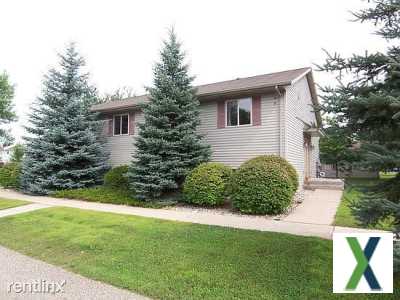 Photo 2 bd, 1 ba, 850 sqft Townhome for rent - Mount Pleasant, Michigan