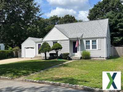 Photo 3 bd, 1 ba, 1700 sqft House for rent - Warwick, Rhode Island