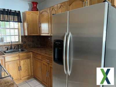 Photo 2 bd, 1 ba, 800 sqft Condo for rent - Opa-locka, Florida