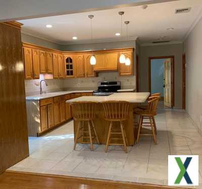 Photo 3 bd, 2.5 ba, 1350 sqft Apartment for rent - Paterson, New Jersey