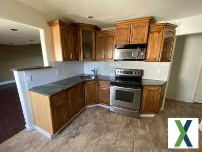 Photo 3 bd, 1 ba, 1100 sqft Apartment for rent - North Babylon, New York