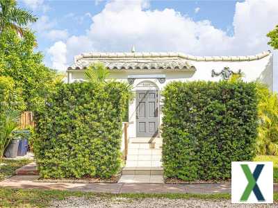 Photo 2 bd, 2 ba, 1302 sqft House for sale - Miami Beach, Florida