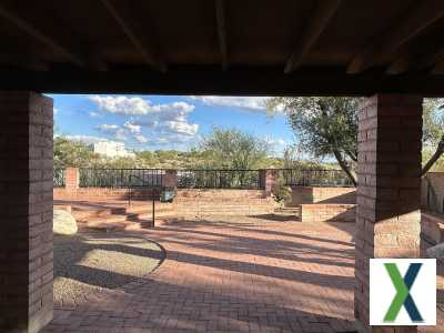 Photo 2 bd, 2 ba, 2112 sqft House for rent - Catalina Foothills, Arizona