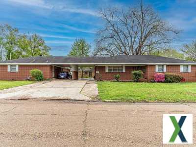 Photo 6 bd, 2.5 ba, 3468 sqft House for sale - Forrest City, Arkansas