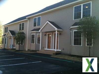Photo 2 bd, 1.5 ba, 1092 sqft Townhome for rent - Westbrook, Maine