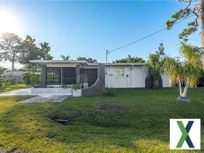 Photo 2 bd, 1 ba, 960 sqft Home for sale - North Fort Myers, Florida