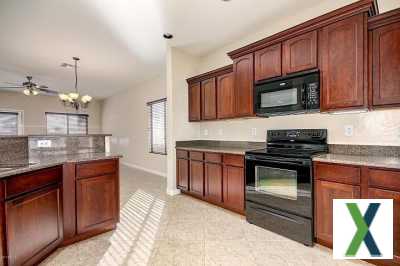 Photo 2 bd, 2 ba, 1712 sqft House for rent - Sun City, Arizona