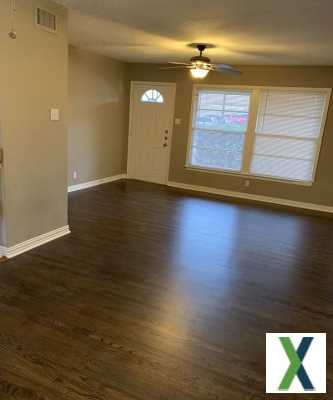 Photo 3 bd, 2 ba, 1264 sqft House for rent - Haltom City, Texas