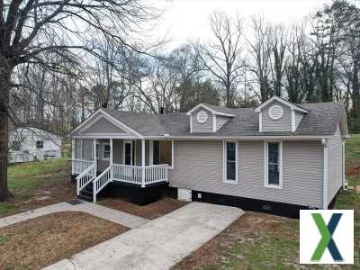 Photo 3 bd, 2 ba, 1725 sqft Home for sale - Gastonia, North Carolina