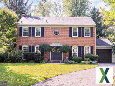 Photo 4 bd, 4 ba, 1821 sqft Home for sale - Vienna, Virginia
