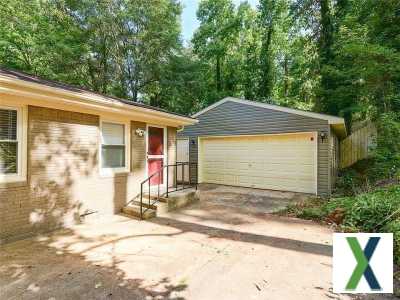 Photo 3 bd, 1 ba, 1231 sqft House for rent - Belvedere Park, Georgia