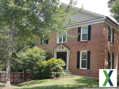 Photo 3 bd, 4 ba, 2524 sqft Townhome for rent - Franconia, Virginia