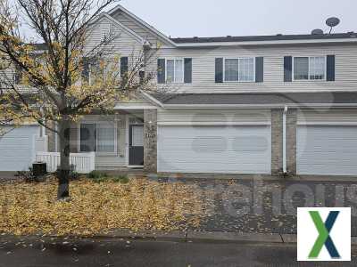 Photo 2 bd, 1.5 ba, 1379 sqft Townhome for rent - Inver Grove Heights, Minnesota