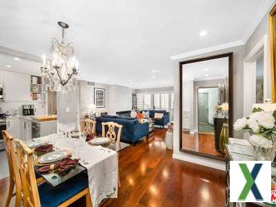 Photo 2 bd, 2 ba, 1126 sqft Condo for sale - West Hollywood, California