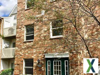 Photo 1 bd, 1 ba, 625 sqft Condo for rent - McHenry, Illinois