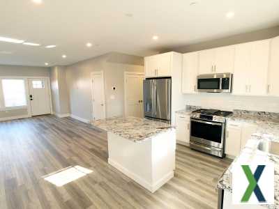 Photo 2 bd, 2 ba, 1128 sqft Home for rent - Middletown, Rhode Island