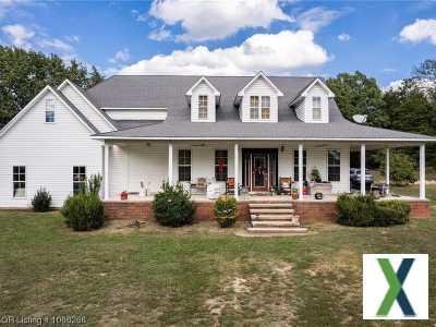 Photo 4 bd, 3 ba, 2924 sqft House for sale - Van Buren, Arkansas