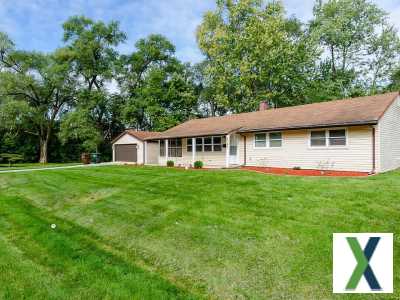 Photo 4 bd, 1 ba, 1025 sqft House for rent - Country Club Hills, Illinois