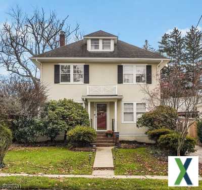 Photo 4 bd, 3 ba, 2866 sqft House for sale - Summit, New Jersey