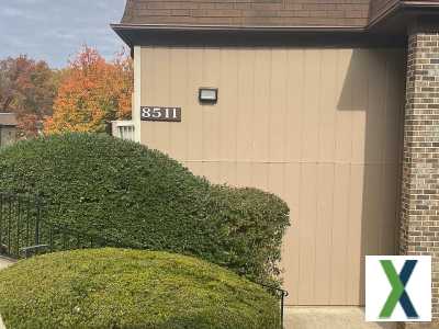 Photo 2 bd, 1 ba, 790 sqft Condo for rent - West Springfield, Virginia
