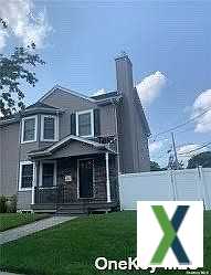 Photo 3 bd, 1.5 ba, 965 sqft Apartment for rent - East Meadow, New York