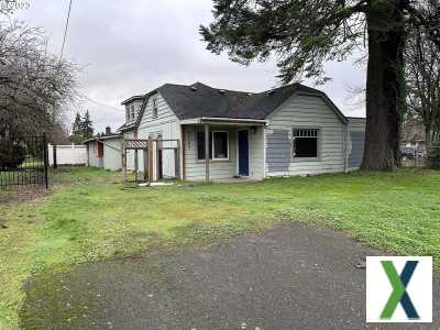Photo 6 bd, 1 ba, 1841 sqft House for sale - Hayesville, Oregon