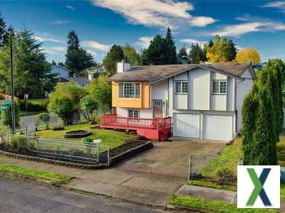 Photo 5 bd, 2 ba, 1550 sqft Home for sale - Kent, Washington