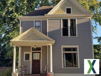 Photo 4 bd, 2 ba, 1798 sqft House for rent - Hannibal, Missouri