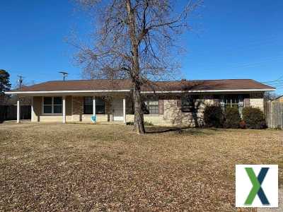 Photo 3 bd, 2 ba, 1395 sqft Home for sale - Texarkana, Arkansas