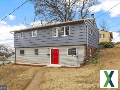 Photo 4 bd, 2 ba, 1960 sqft House for rent - Hillcrest Heights, Maryland