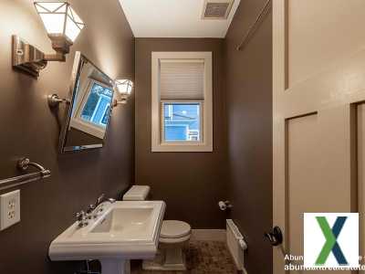 Photo 3 bd, 2.5 ba, 2725 sqft Home for rent - Arlington, Massachusetts