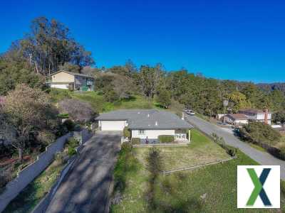 Photo 3 bd, 2 ba, 1534 sqft House for rent - Prunedale, California