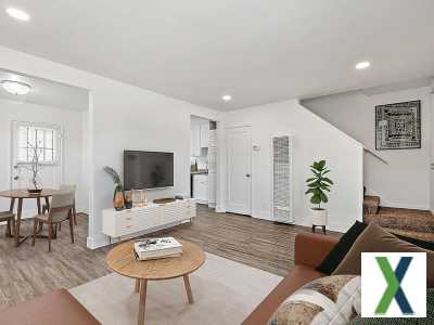 Photo 2 bd, 1 ba, 1376 sqft Townhome for rent - Ashland, California