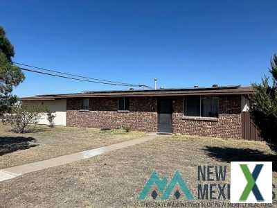 Photo 3 bd, 2 ba, 1800 sqft House for sale - Carlsbad, New Mexico