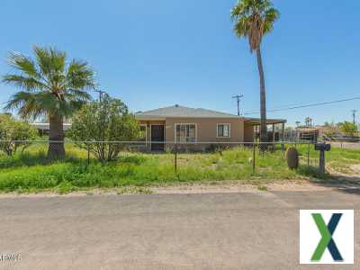Photo 3 bd, 1 ba, 1016 sqft Home for sale - Apache Junction, Arizona