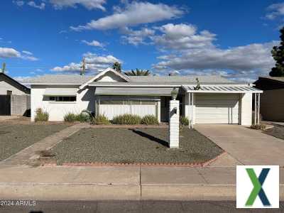 Photo 2 bd, 1 ba, 1036 sqft Home for sale - Apache Junction, Arizona