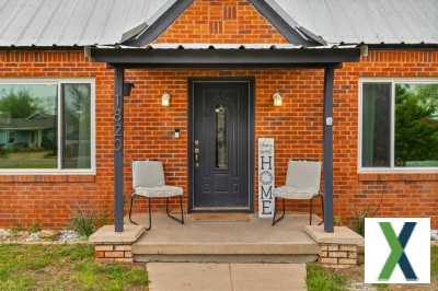 Photo 2 bd, 3 ba, 1750 sqft Home for sale - San Angelo, Texas