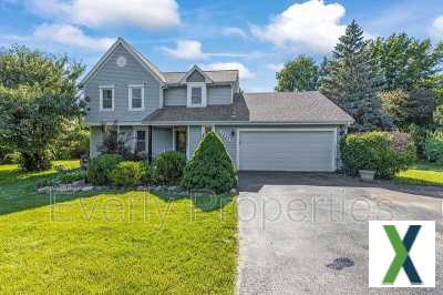 Photo 3 bd, 2.5 ba, 2159 sqft House for rent - Brookfield, Wisconsin