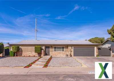 Photo 3 bd, 2 ba, 1488 sqft Home for sale - Simi Valley, California