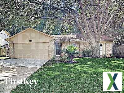 Photo 3 bd, 2 ba, 1287 sqft House for rent - Pecan Grove, Texas