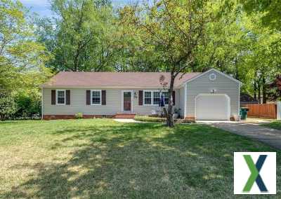 Photo 3 bd, 2 ba, 1313 sqft Home for sale - Newport News, Virginia