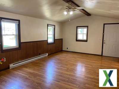 Photo 4 bd, 1.5 ba, 1000 sqft House for rent - Carbondale, Illinois