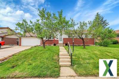 Photo 2 bd, 4 ba, 2450 sqft House for sale - Northglenn, Colorado