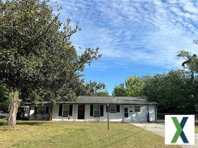 Photo 3 bd, 2 ba, 1417 sqft Home for sale - Brandon, Florida