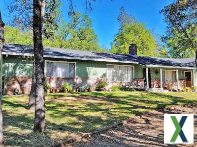 Photo 4 bd, 2 ba, 1440 sqft Home for sale - Redding, California