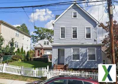 Photo 1 bd, 1 ba, 800 sqft House for rent - Garfield, New Jersey