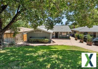 Photo 3 bd, 2 ba, 1264 sqft Home for sale - Santa Clarita, California