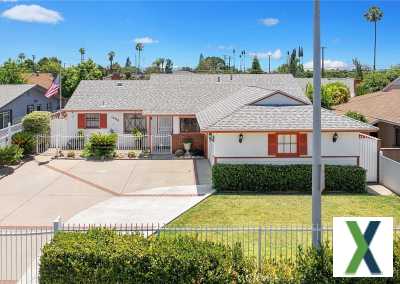 Photo 4 bd, 2 ba, 2012 sqft House for sale - Azusa, California