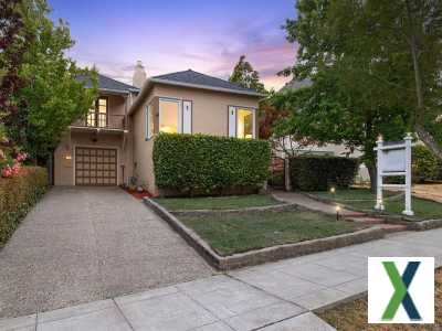 Photo 4 bd, 4 ba, 2920 sqft Home for sale - Millbrae, California